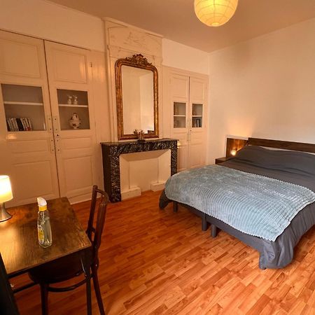 La Colbertine - Charming Apartment In Place Colbert Rochefort  Buitenkant foto