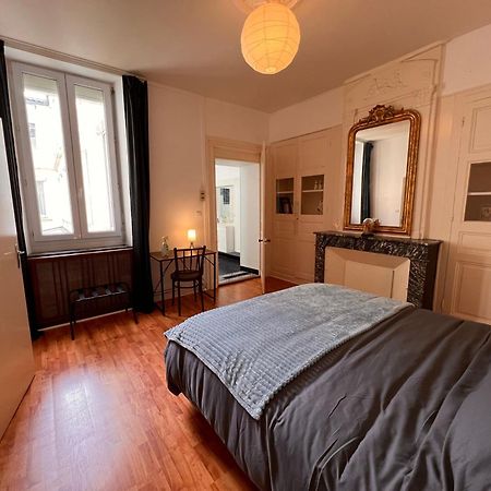 La Colbertine - Charming Apartment In Place Colbert Rochefort  Buitenkant foto