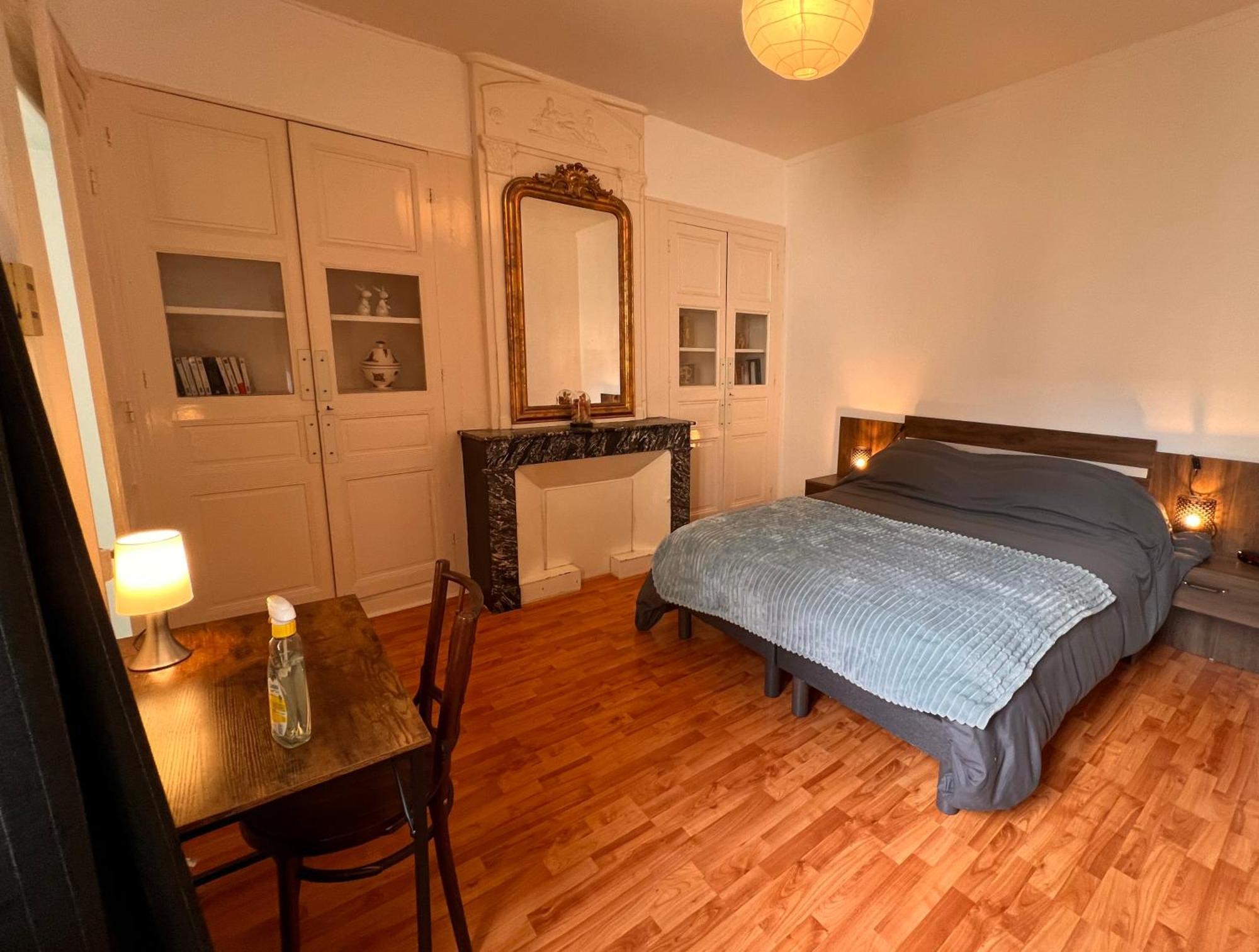 La Colbertine - Charming Apartment In Place Colbert Rochefort  Buitenkant foto